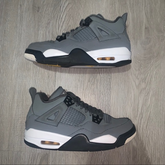 Jordan 4 - Picture 5 of 6